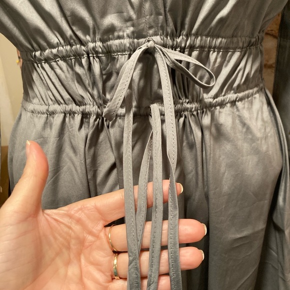 Elegant Harshman Alder dress in lava smoke color - Picture 6 of 10